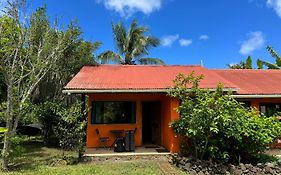 Cabanas Tangaroa Y Hamea